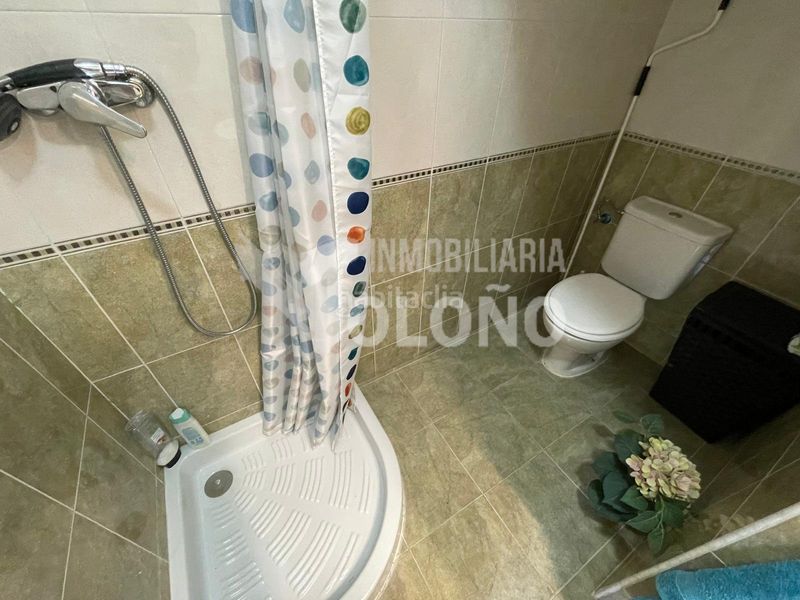 Foto e8765e11-583a-40bb-a900-162038c0ed34. Xalet amb calefacció aparcament piscina a Anguciana