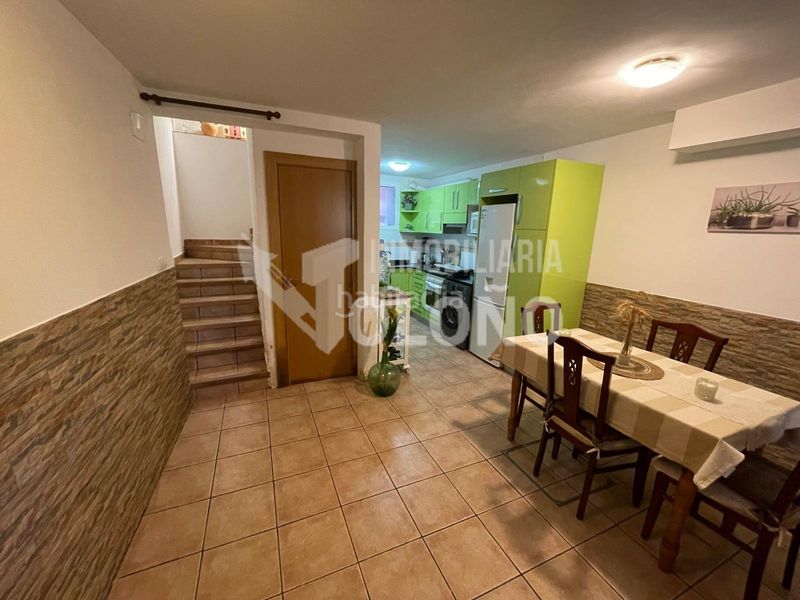 Foto ddd2b431-6038-466e-bd3f-6a551ebc0c29. Casa amb calefacció a Casalarreina