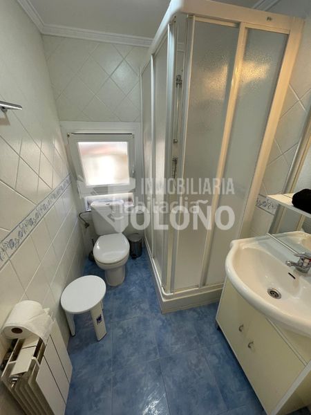 Foto 2afd0d59-20a1-4f86-ade9-734c37bea398. Casa aparellada a calle labradores 14 a Anguciana