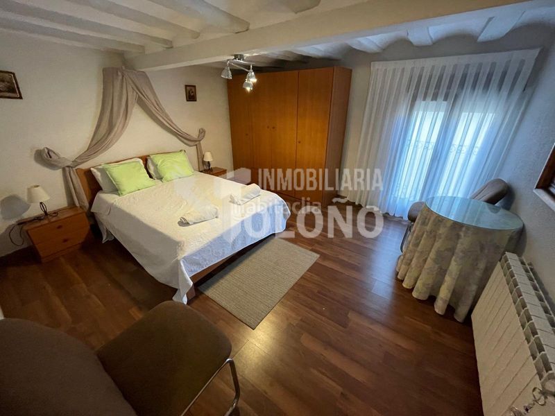 Foto 4d29e75f-6b9b-422a-b8ef-27e19c123420. Casa aparellada a calle labradores 14 a Anguciana