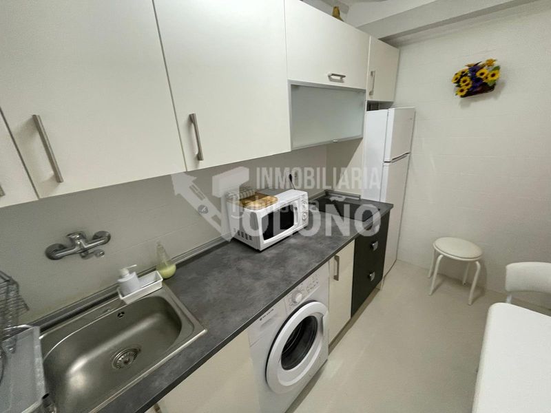 Foto 4f8dd7e2-1ea7-476c-b318-70c25c2f19d9. Casa aparellada a calle labradores 14 a Anguciana