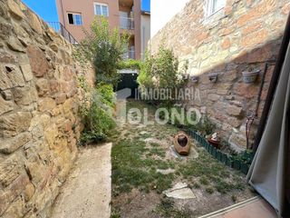 Casa bifamiliare  Calle labradores 14. Casa rural con terrano