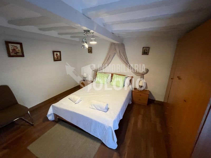 Foto a5c144f5-607c-498f-a566-6c4d9af11a52. Casa aparellada a calle labradores 14 a Anguciana