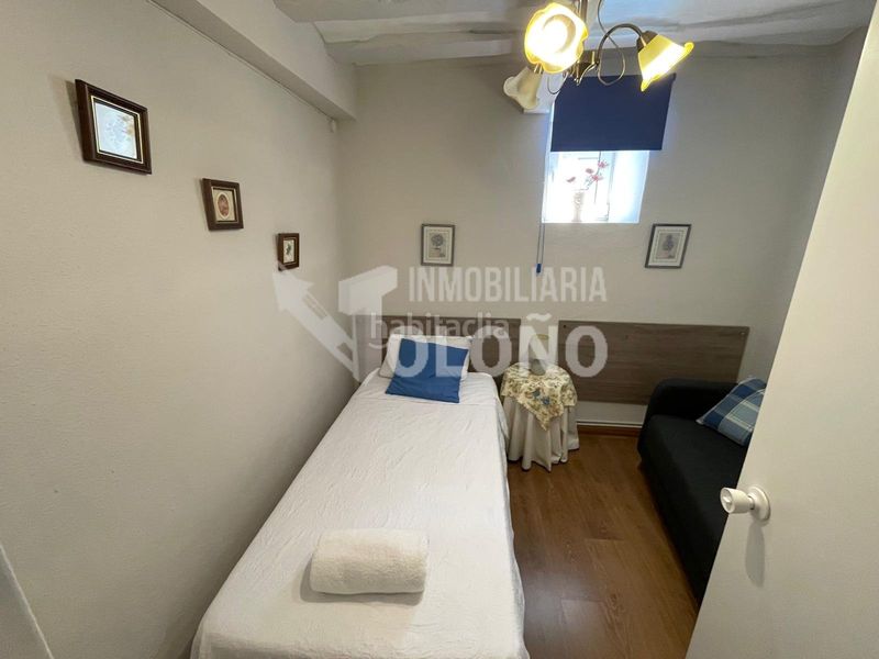 Foto bb6340d1-8a5d-47e9-95f8-dfd42c77a0fc. Casa aparellada a calle labradores 14 a Anguciana