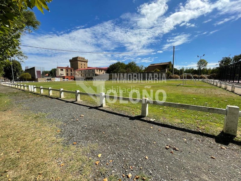 Foto ea1dd49e-cc02-4421-b6c5-f85e193329df. Casa aparellada a calle labradores 14 a Anguciana