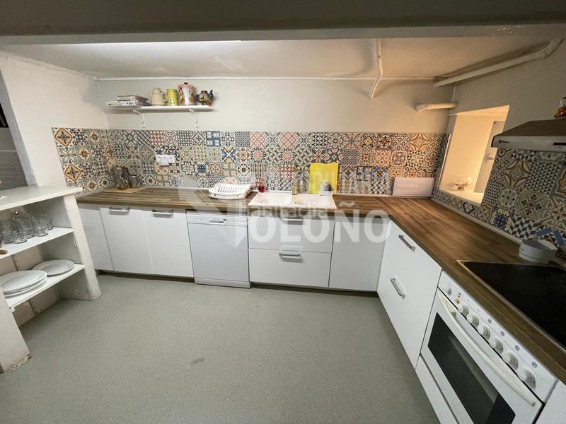 Foto f6fd0477-8c54-4311-8419-8f3b6b791771. Casa aparellada a calle labradores 14 a Anguciana