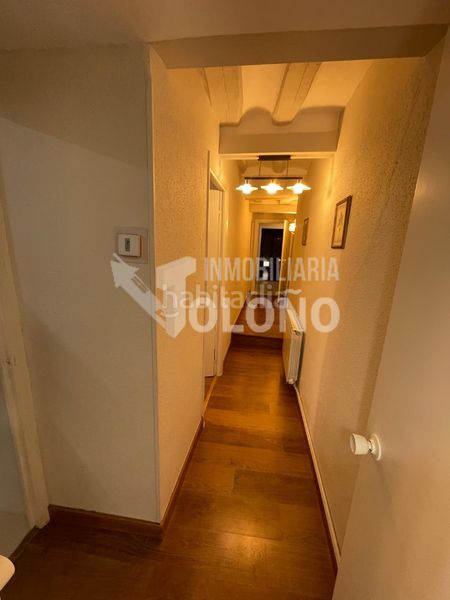 Foto fbd17ce1-bee2-4f73-b0f9-b439b0450b85. Casa aparellada a calle labradores 14 a Anguciana