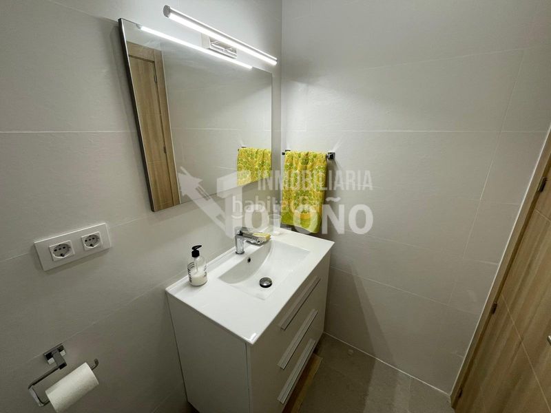 Foto ce315c7a-467f-49ba-a649-6800333044aa. Xalet a Anguciana