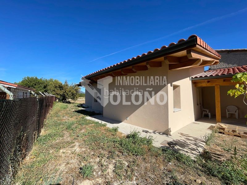 Foto ec8ec92c-9062-41af-b87d-bd426bb8b4aa. Xalet a Anguciana