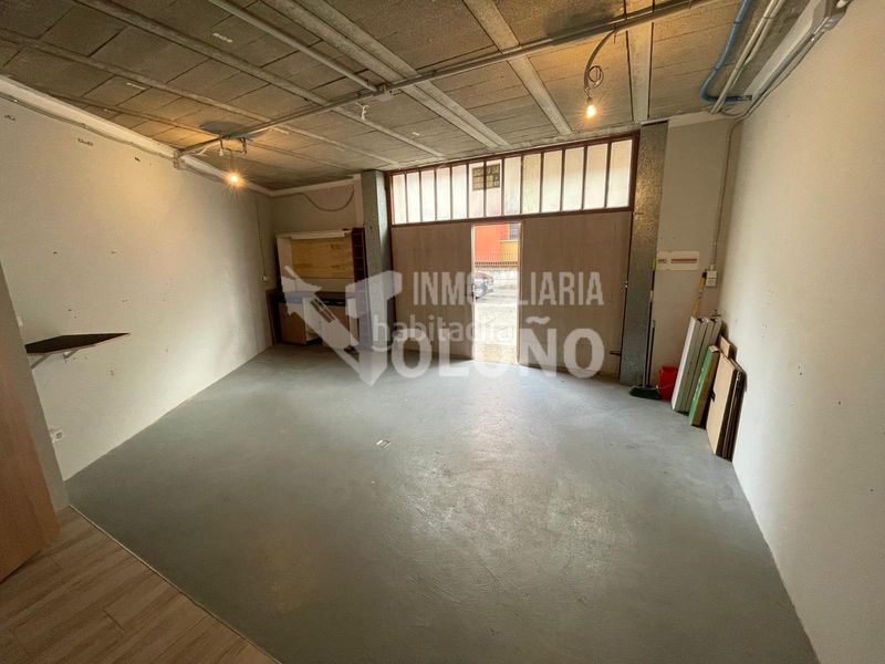 Foto c76e4f72-a979-4075-936c-2855c0238e80. Business premise in Castañares de Rioja