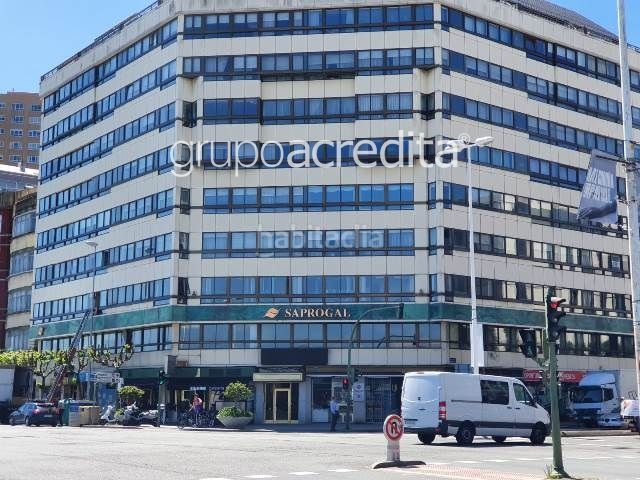 Foto 36a9dd3b-d152-4977-9e98-5050ec86a0c8. Location bureau dans ramón y cajal 3 dans Cuatro Caminos - Plaza de la Cubela Coruña (A)