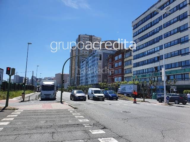 Foto 74cc4d69-68ff-4de1-85b4-042a1509b96b. Location bureau dans ramón y cajal 3 dans Cuatro Caminos - Plaza de la Cubela Coruña (A)