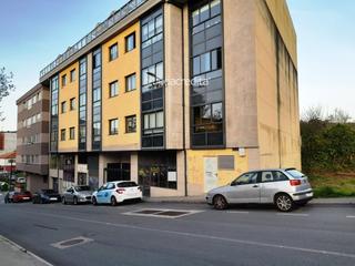 Local commercial à Alcalde francisco javier alvajar 14. Local comercial de 338 m2 en carral