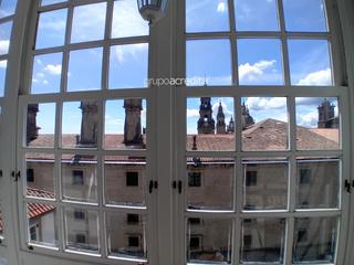 Pis  San paio de antealtares. Piso de 3 dormitorios reformado a lado de la catedral de santiag