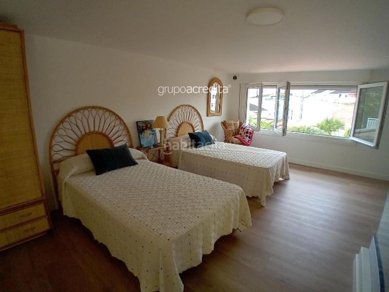 Foto c78d5148-5cb1-4306-b40a-a232b26db11e. Chalet mit parking in Sanxenxo pueblo Sanxenxo