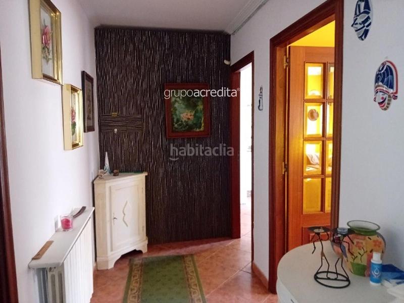 Foto a6bbcf0d-edae-47e7-9e01-8c82e43da2fd. Chalet  con parcela en Parroquias de Santiago Santiago de Compostela