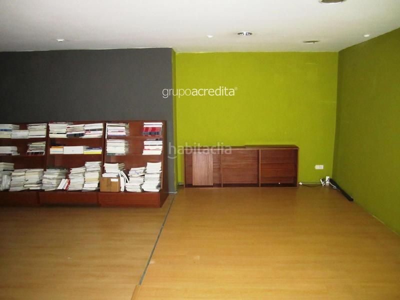 Foto f819166e-519a-4744-a4f1-dcec726e8d05. Locale commerciale in barcelona 71 in Plaza Independencia Vigo