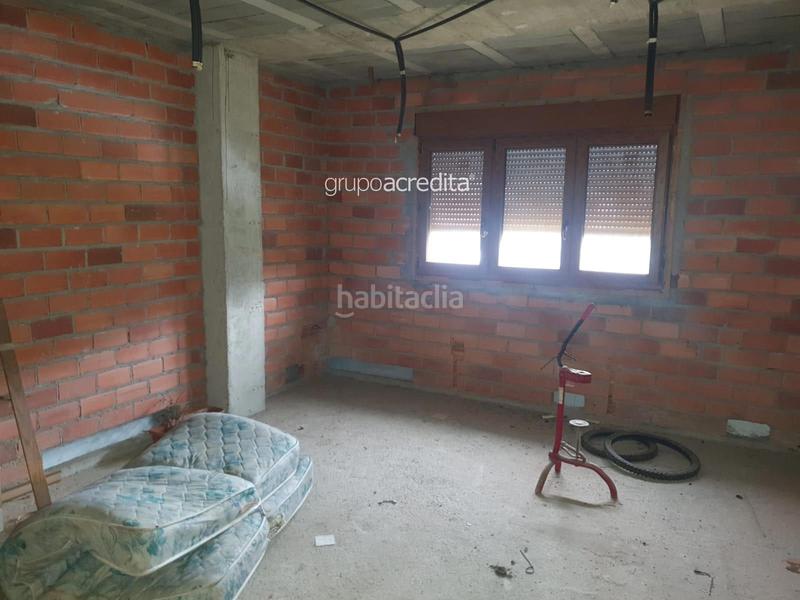 Foto 3f72b6b1-e27c-4363-ab67-8be633ad7375. Chalet en san amaro-portela 22 chalet independiente con finca en Barro