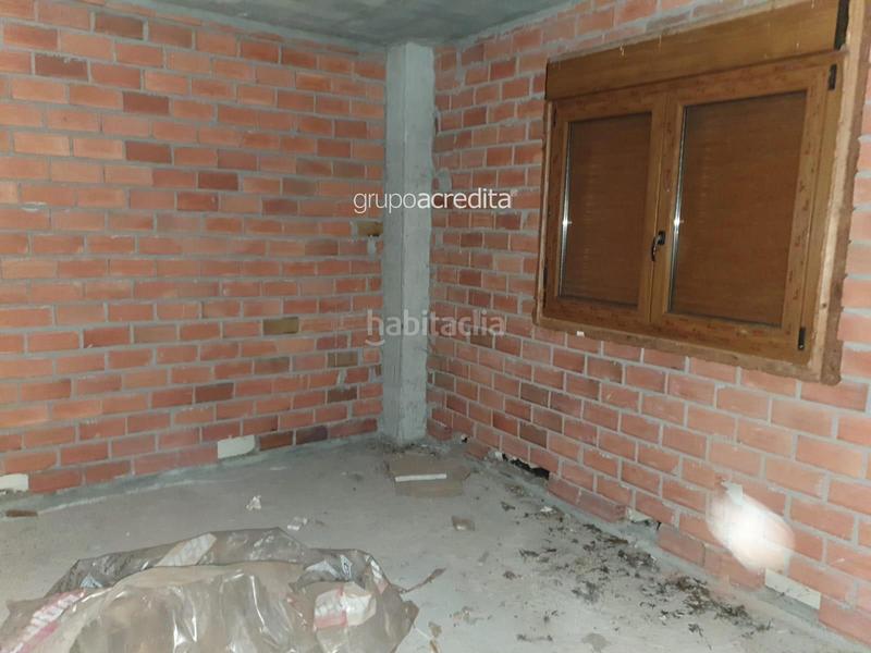 Foto 947dc14f-0a6b-4fd7-bb66-9ed0acef2579. Chalet en san amaro-portela 22 chalet independiente con finca en Barro