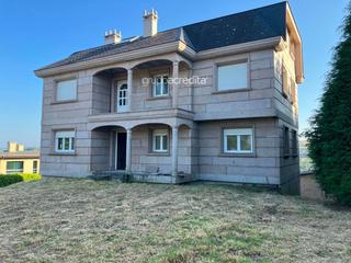 Xalet  Aguaceiros. Casa en a zapateira  culleredo. parcela de 2.000 m2