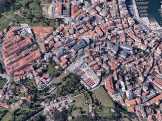 Finca rústica  Rosalia castro. Suelo urbano en ribeira