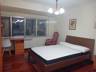 Piso  Calle de frei rosendo salvado. Amplio piso en el centro del ensanche compostelano.