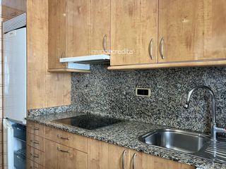 Piso  Eugenio carre aldao. Piso de 76 m2 en a coru�a
