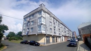 Appartamento  Buenos aires 8. Piso de 3 dormitorios y 2 baños en melide, en edificio con ascen