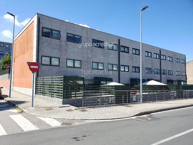Foto f6ea6ca6-0af7-41ae-aacb-91d6e5bec1d8. Dúplex amb calefacció aparcament a Campus Norte - San Caetano Santiago de Compostela