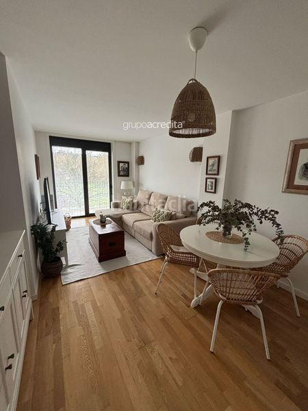 Foto 00d1915e-1010-401d-937e-c26b3c864e98. Flat with heating parking in Bertamirans Ames