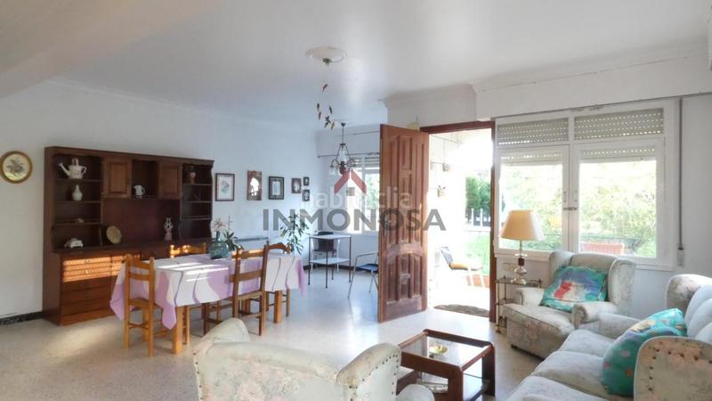 Foto a9f56421-30fd-480a-bdff-1a135dd9aba0. Casa amb calefacció aparcament a A Malata - Catabois - Ciudad Jardín Ferrol