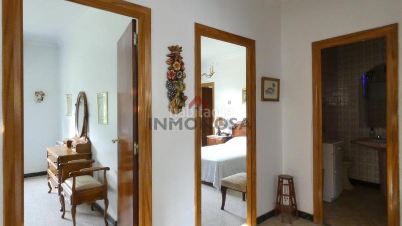 Foto bf7ad460-b883-4fc8-b45b-d5ca2bf47072. Casa amb calefacció aparcament a A Malata - Catabois - Ciudad Jardín Ferrol