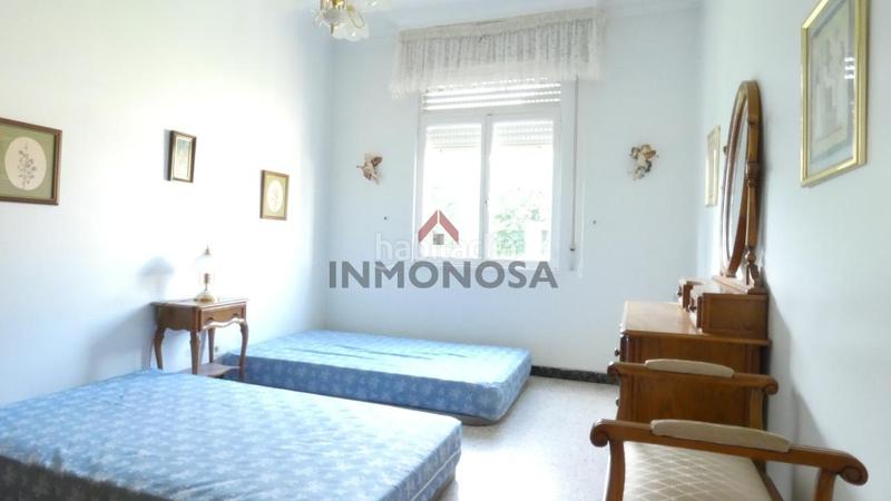 Foto adefa0db-5d31-45ba-91ff-d4272febcad2. Haus mit heizung parking in A Malata - Catabois - Ciudad Jardín Ferrol