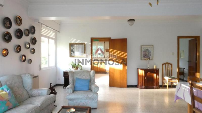 Foto bada13b9-cf44-4ac6-81d8-c9b131fee9cd. Haus mit heizung parking in A Malata - Catabois - Ciudad Jardín Ferrol