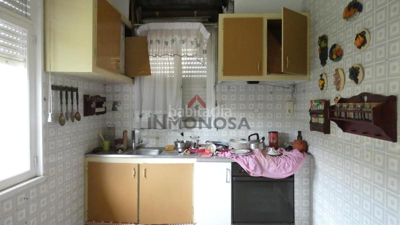 Foto eb546142-ff19-461c-9add-2948b245174b. Haus mit heizung parking in A Malata - Catabois - Ciudad Jardín Ferrol
