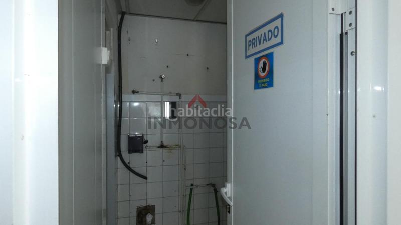 Foto 4a50eb15-1e05-4d80-839a-7fb8eac29025. Affitto locale commerciale in Centro Ferrol