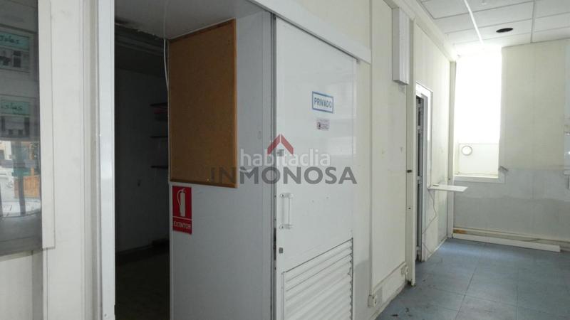 Foto e6ee6ade-5d1b-4d2d-99a2-133258a035df. Affitto locale commerciale in Centro Ferrol