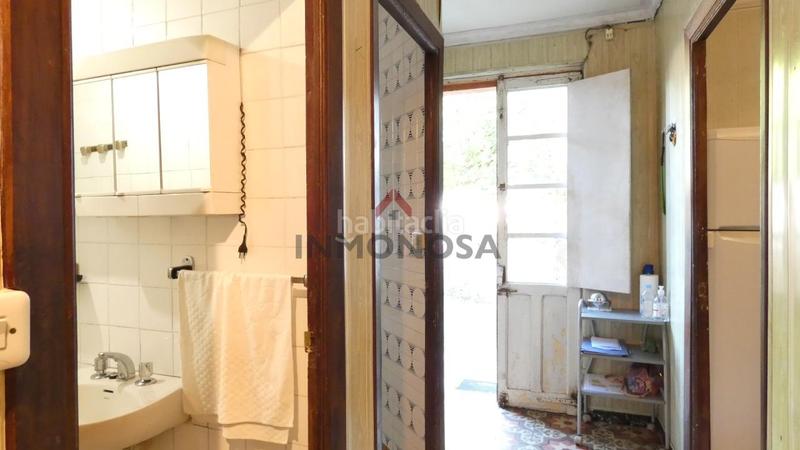 Foto 3c417bbf-e7b9-4e30-b9fb-68e8e120adc3. Casa adossada a A Malata - Catabois - Ciudad Jardín Ferrol