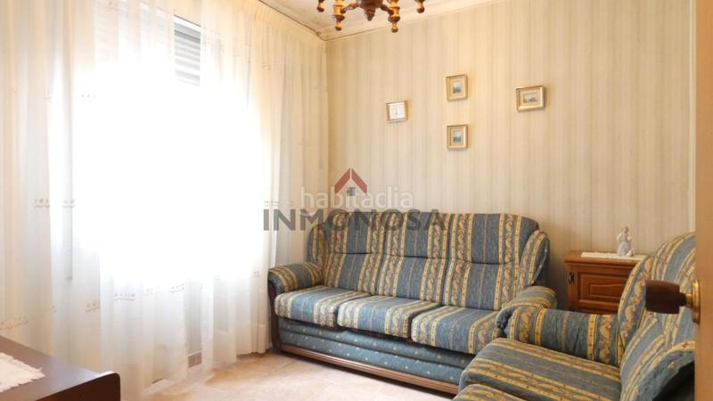 Foto cbf015b0-cbc6-4120-82c5-e2543f8dc2b4. Semi detached house in A Malata - Catabois - Ciudad Jardín Ferrol