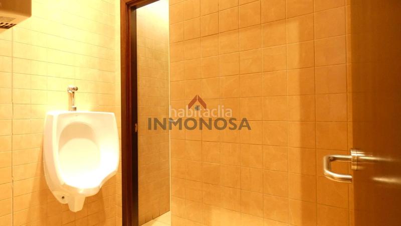 Foto e9334f47-8a76-47c3-8297-249818019135. Lloguer local comercial a Canido Ferrol