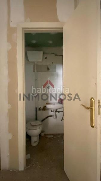 Foto 36e3e27d-b5fc-4335-a389-c6d3e53eb3ce. Local comercial en magdalena 32 en Centro Ferrol