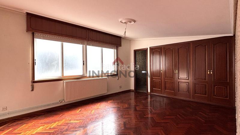 Foto 331d320f-4140-4e0d-bc60-7de6d07d2e71. Etagenwohnung mit heizung parking in Centro Ferrol