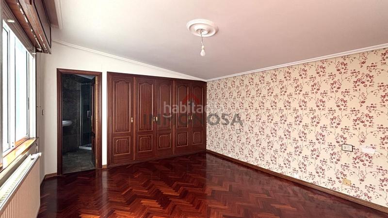 Foto 4ba65e04-8392-4877-a0fa-8e8848fe0486. Etagenwohnung mit heizung parking in Centro Ferrol