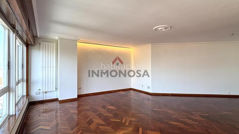 Foto 50c8172e-ba98-471d-b436-f347f68515cb. Etagenwohnung mit heizung parking in Centro Ferrol