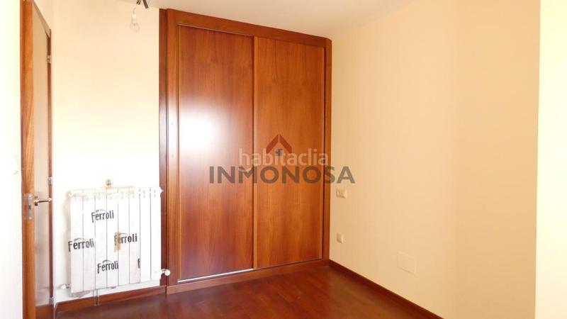 Foto 0574d438-2de5-4fe2-98cf-6baae094ddd7. Location duplex avec chauffage parking dans Fajardo Ferrol