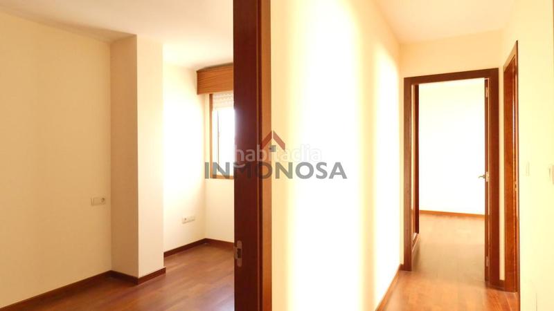 Foto 2b18b86b-776d-434f-a934-d5eee8497f5d. Location duplex avec chauffage parking dans Fajardo Ferrol
