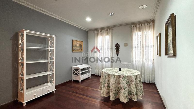 Foto 2460ce33-b46d-44b2-a222-b3a077f9dbe7. Appartamento in Centro Ferrol