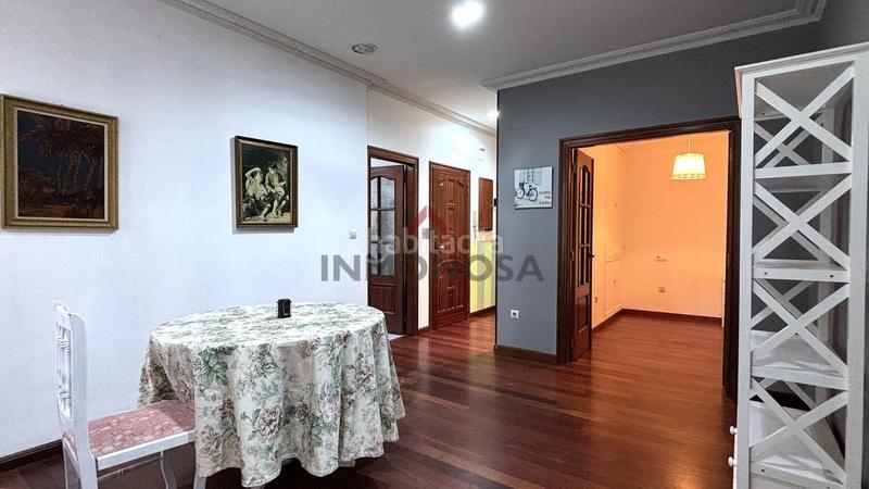Foto 4bb168ff-1b52-4065-b6bc-a9e7a17d8e53. Appartamento in Centro Ferrol