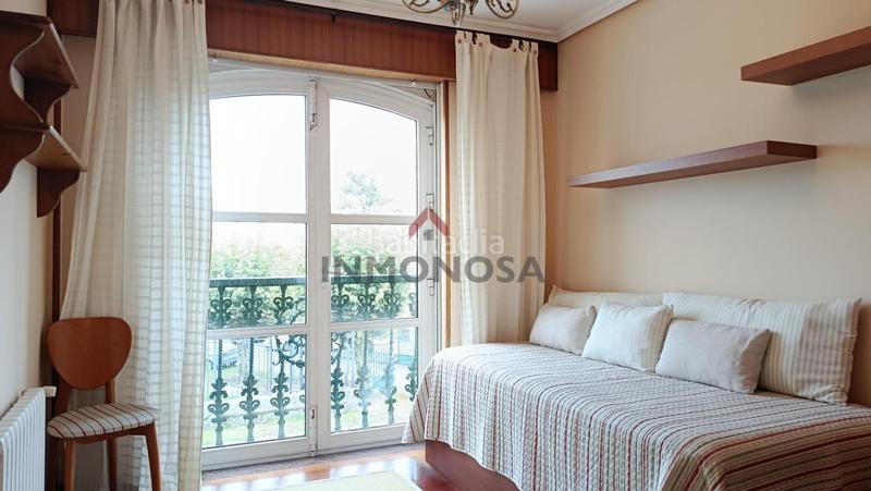 Foto 881fa096-07f0-41e2-983d-e37284f24ace. Location appartement avec chauffage dans Esteiro Ferrol