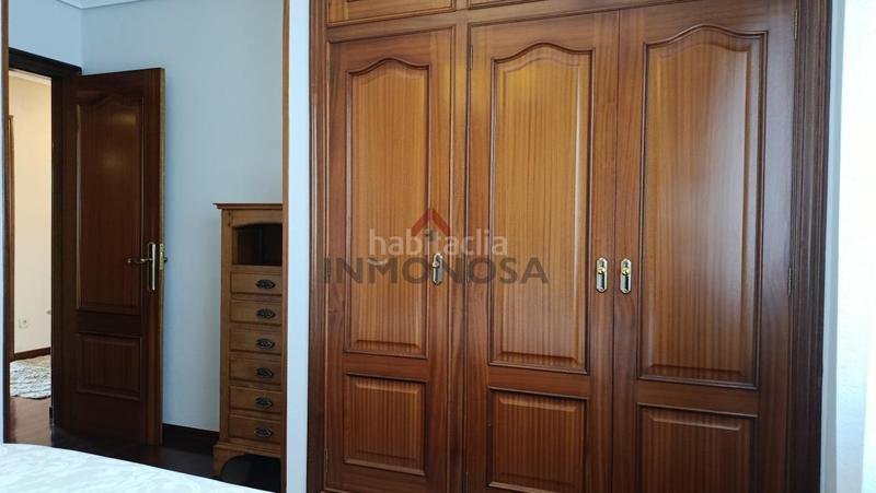 Foto 0ebf9025-441c-4c78-bd29-50f919c6306e. Miete etagenwohnung mit heizung in Esteiro Ferrol